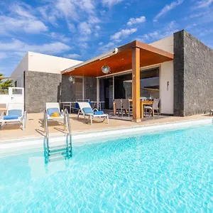 villa-sal-marina-puerto-del-carmen-lanzarote.in-canary-islands.com/
